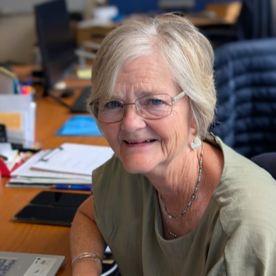Elaine*Community Connector